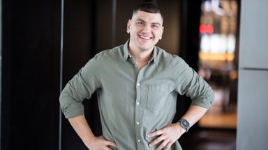 Rolandas Mackevičius pristato savo svajonių projektą „Motorgalviai“: kūdikis tiek nebūna mamos įsčiose