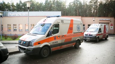 Vilniaus ligoninėje atsidūrė nepilnametis – elektriniu paspirtuku atsitrenkė į žmogų ir susižalojo